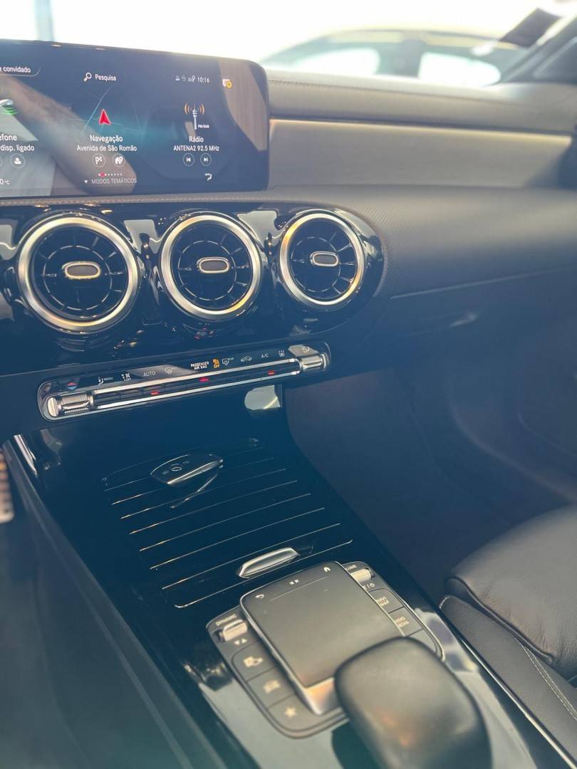 mercedes-benz-classe-a-2020-hibrido-1332cc