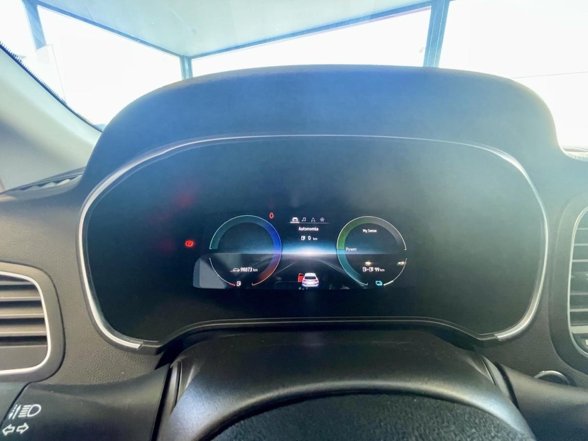 renault-megane-2022-hibrido-1598cc