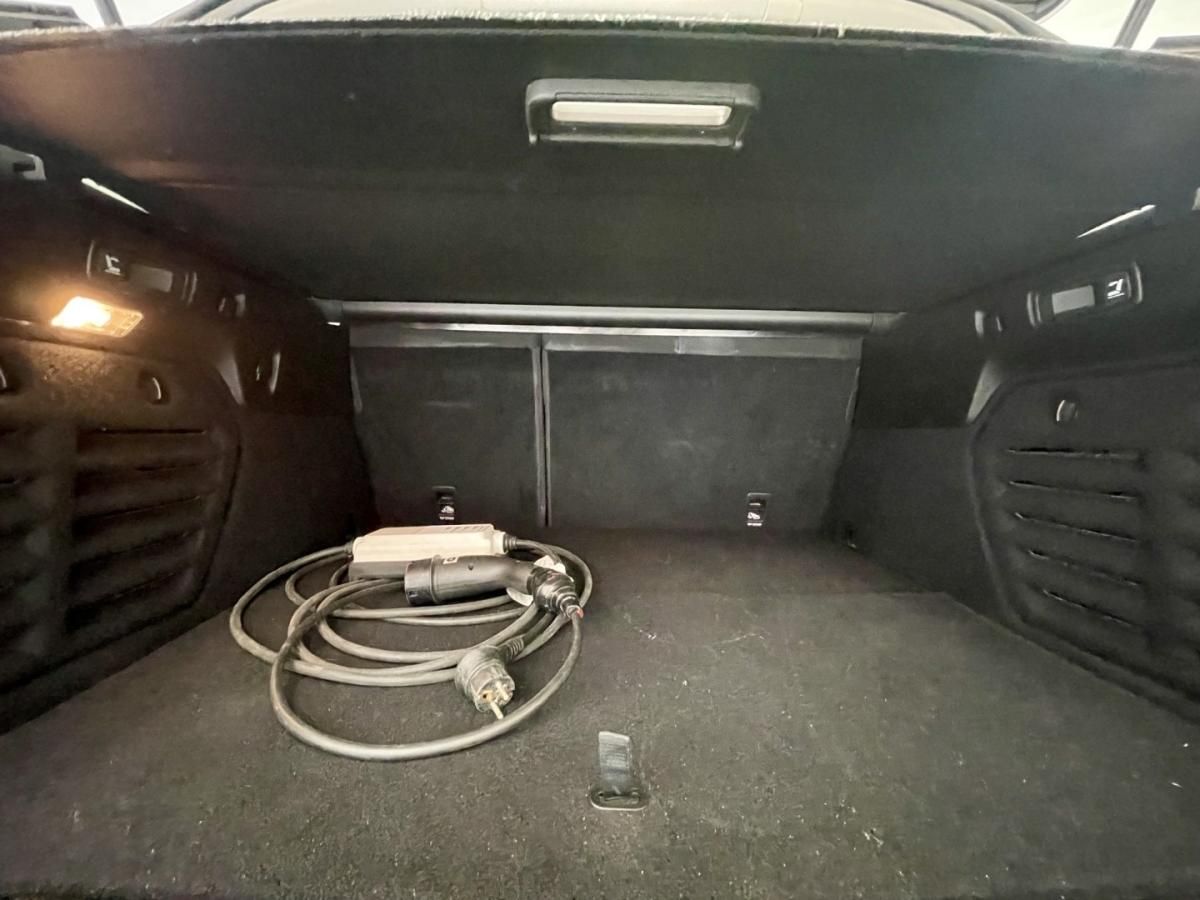 renault-megane-2022-hibrido-1598cc