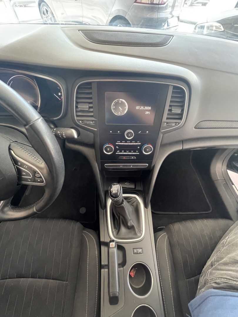 renault-megane-sport-tourer-2019-gasolina-1332cc