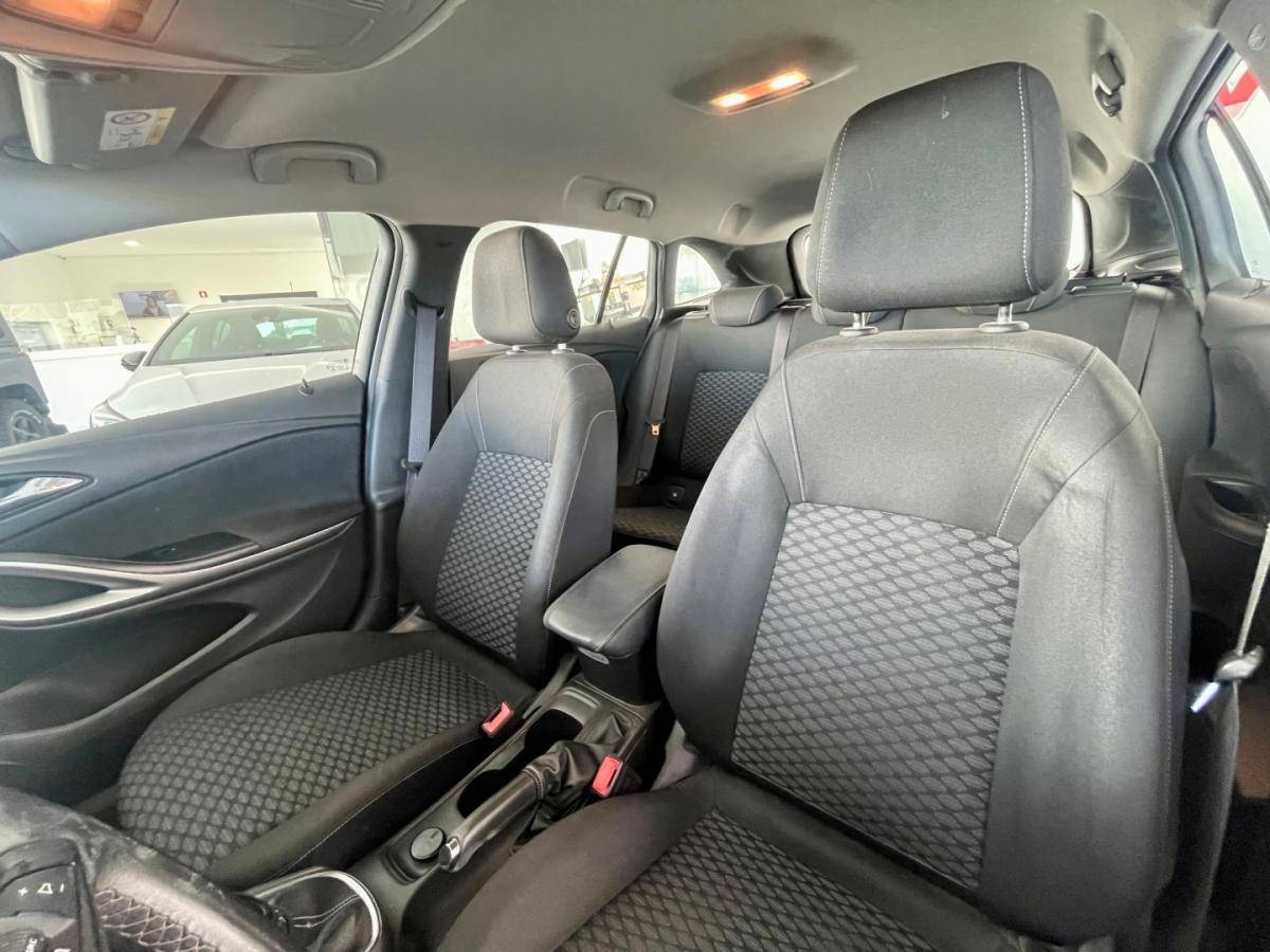 opel-astra-sport-tourer-2018-diesel-1598cc