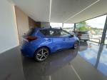 toyota-auris-2018-hibrido-1798cc