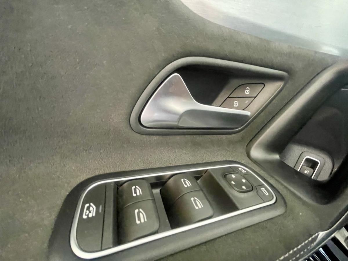 mercedes-benz-classe-a-2021-hibrido-1332cc