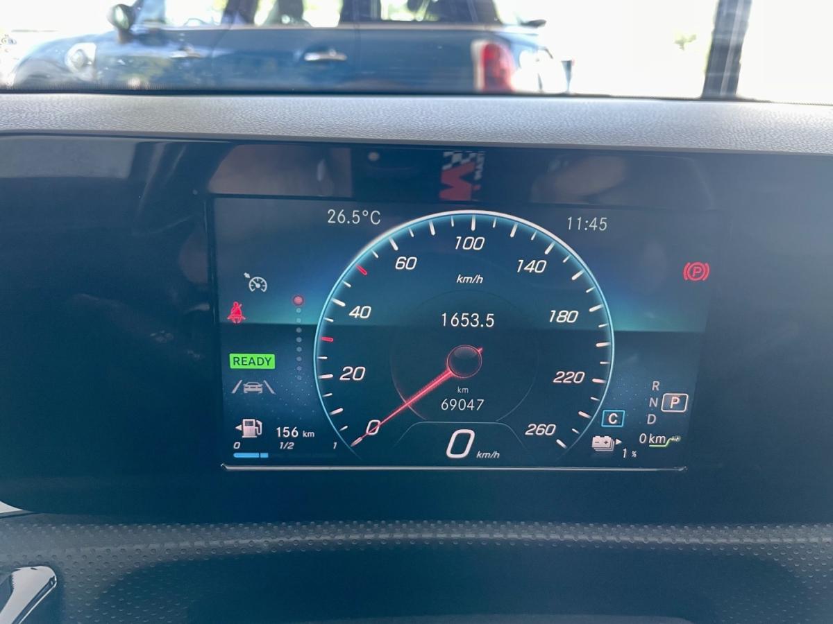 mercedes-benz-classe-a-2021-hibrido-1332cc