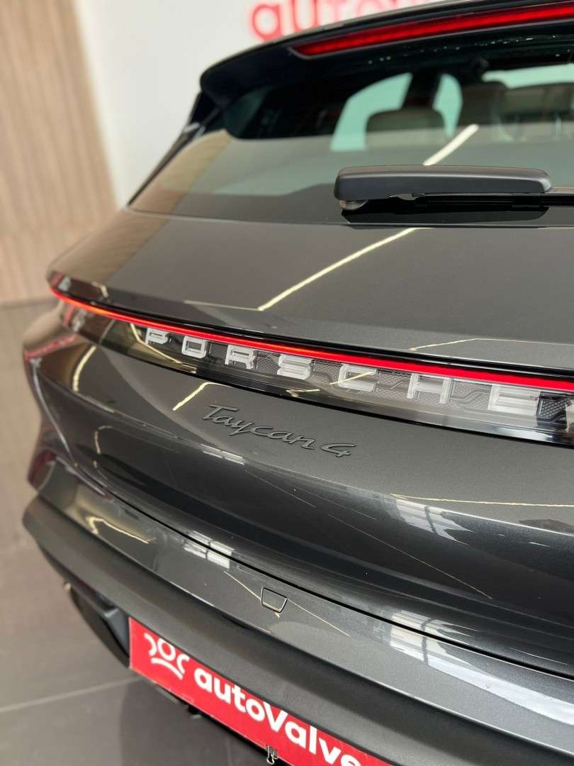 porsche-taycan-2021-eletrico-0cc