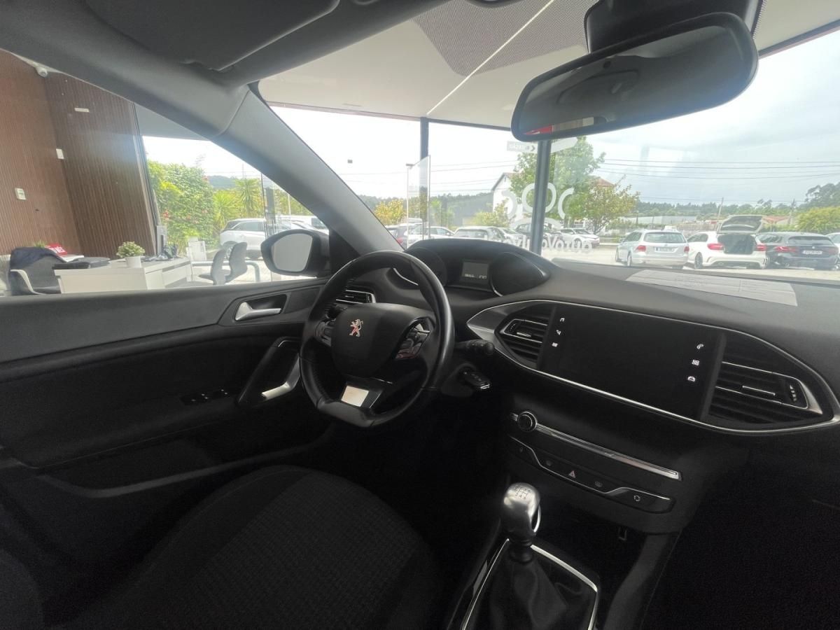 peugeot-308-2018-diesel-1499cc