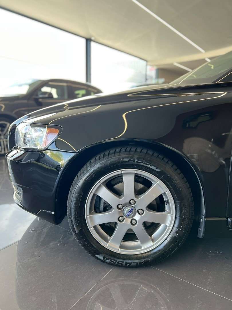 volvo-v50-2010-diesel-1560cc