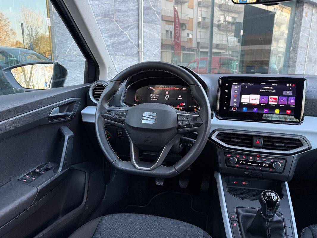 seat-arona-2024-gasolina-999cc