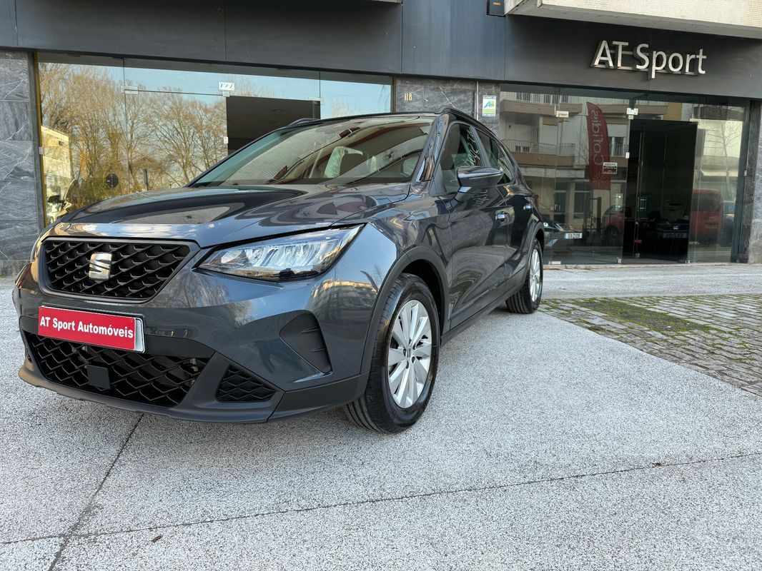 seat-arona-2024-gasolina-999cc