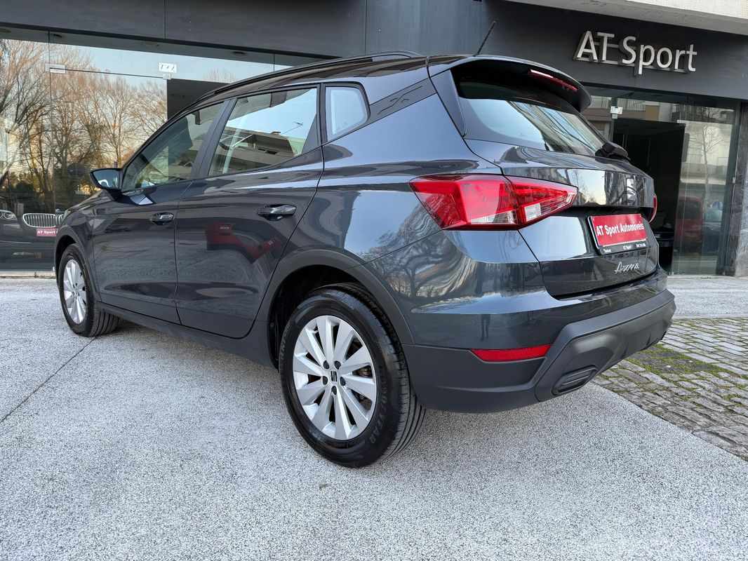 seat-arona-2024-gasolina-999cc