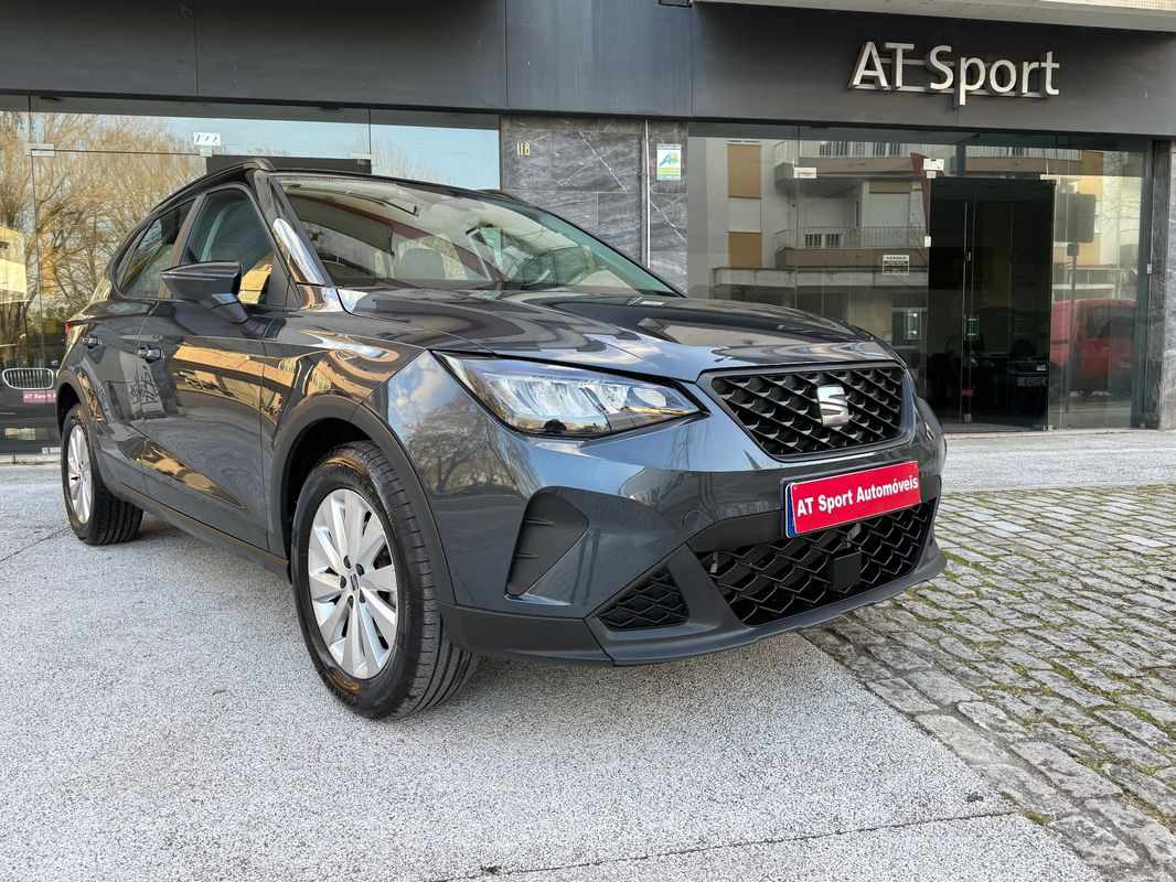 seat-arona-2024-gasolina-999cc