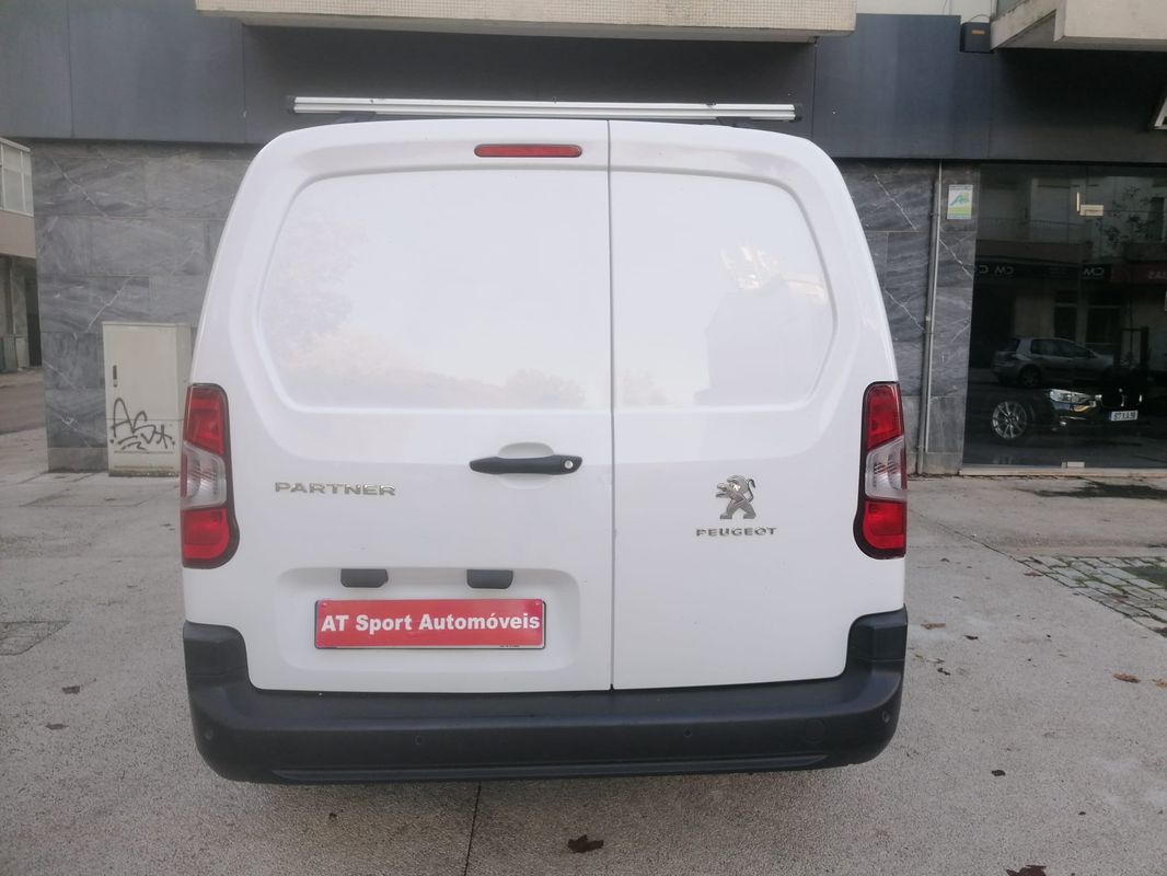 peugeot-partner-2021-diesel-1499cc