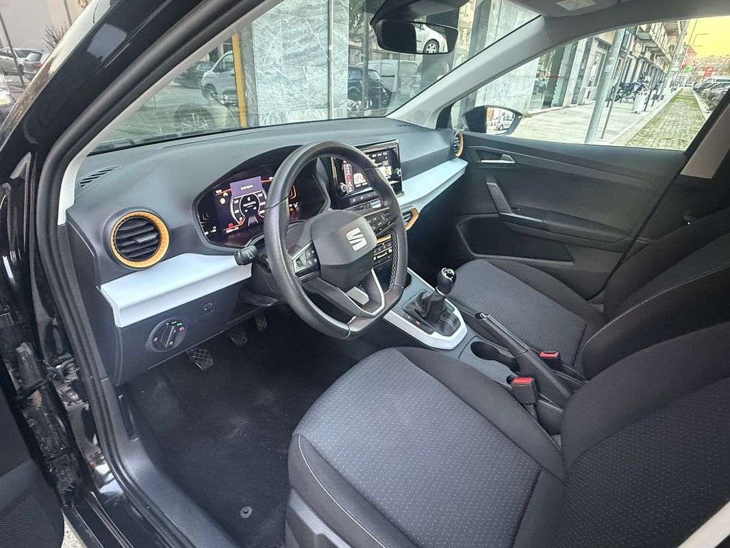 seat-arona-2024-gasolina-999cc