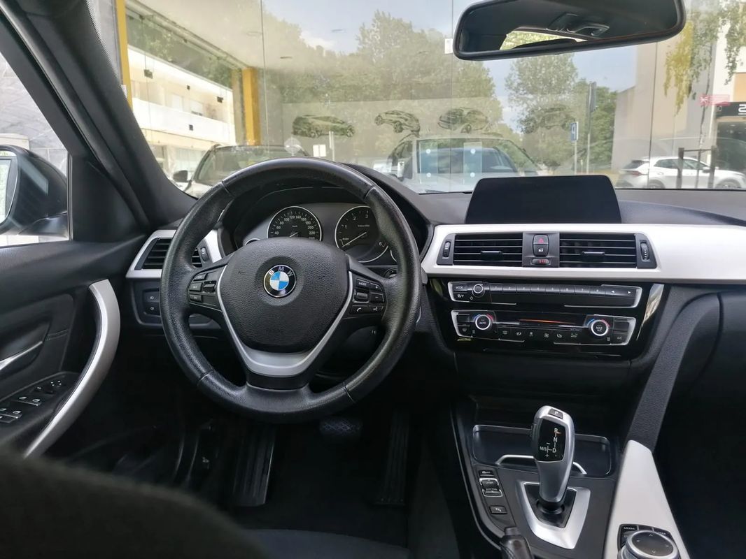bmw-serie-3-2019-diesel-1995cc