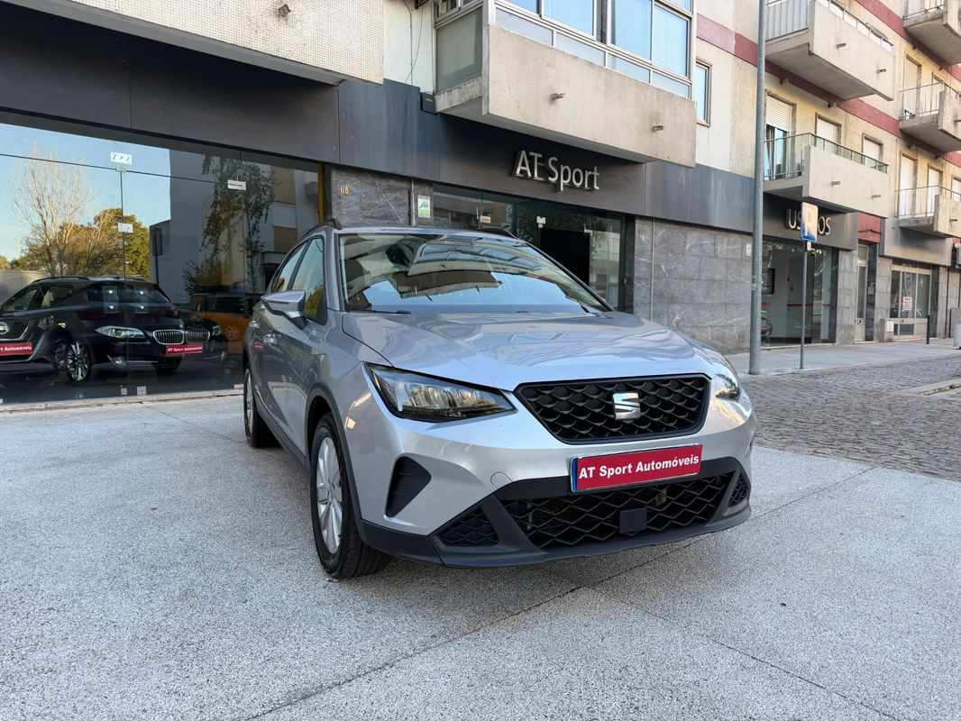 seat-arona-2024-gasolina-999cc