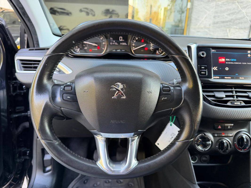 peugeot-208-2019-gasolina-1199cc