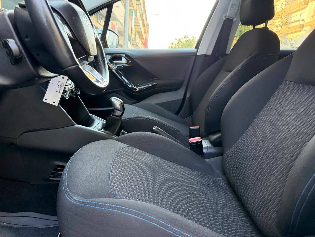 peugeot-208-2019-gasolina-1199cc