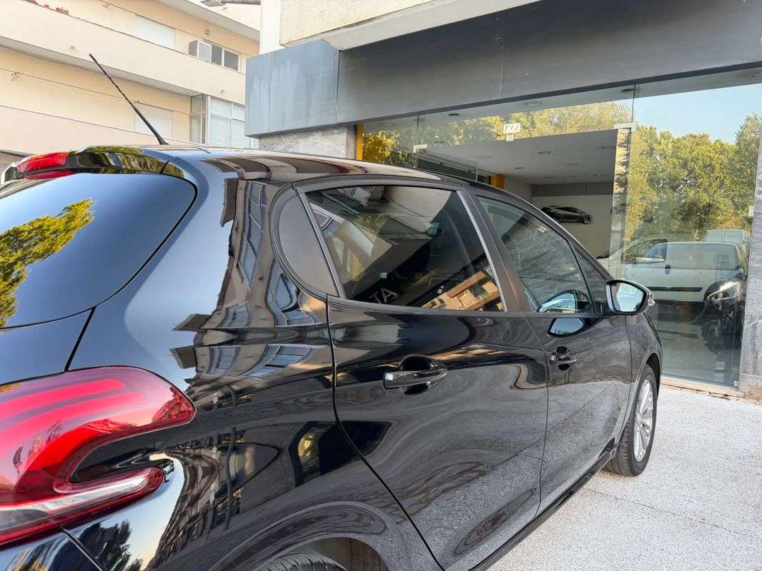 peugeot-208-2019-gasolina-1199cc