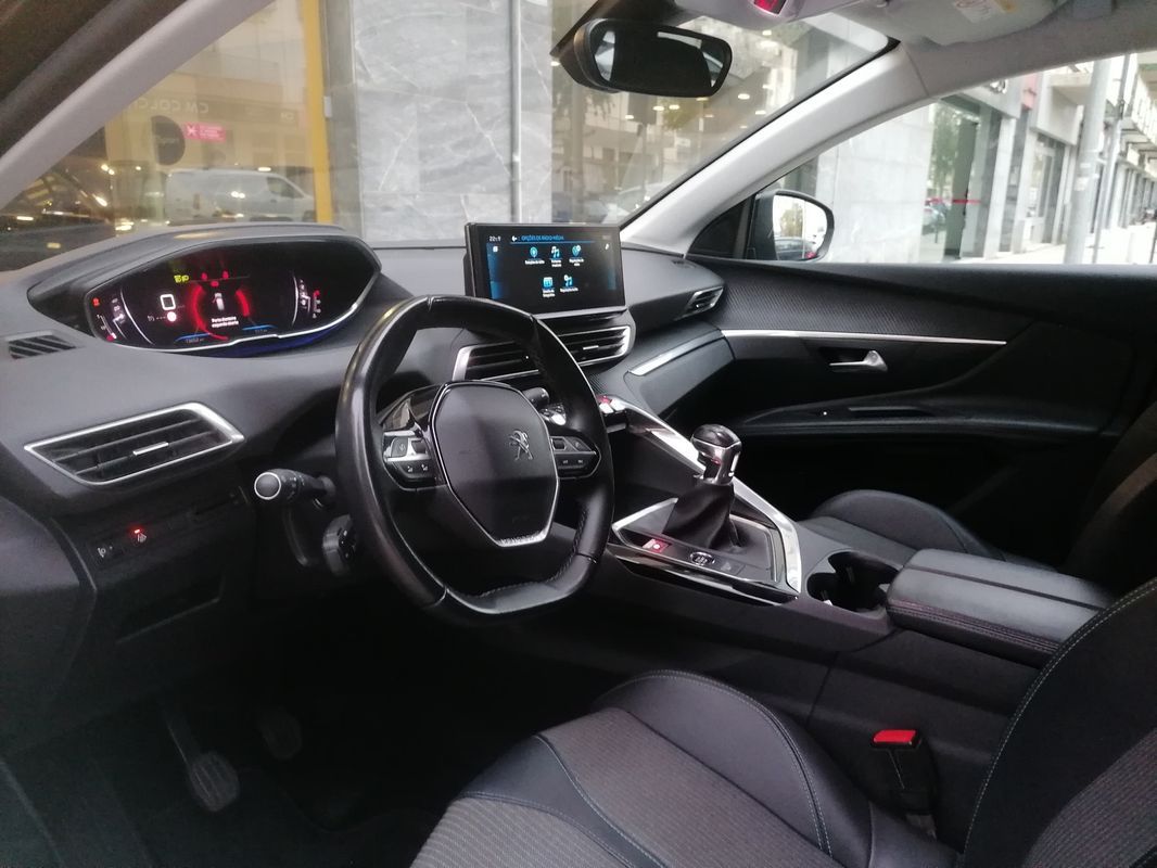 peugeot-3008-2022-diesel-1499cc