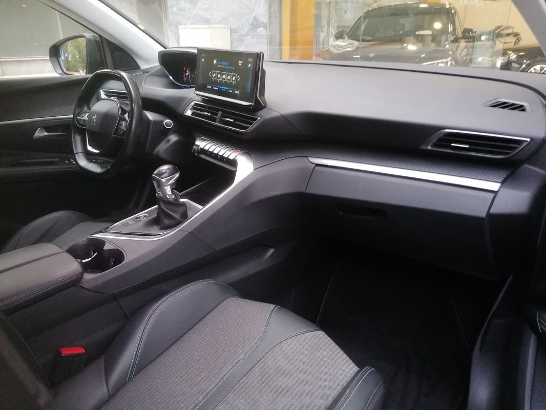 peugeot-3008-2022-diesel-1499cc