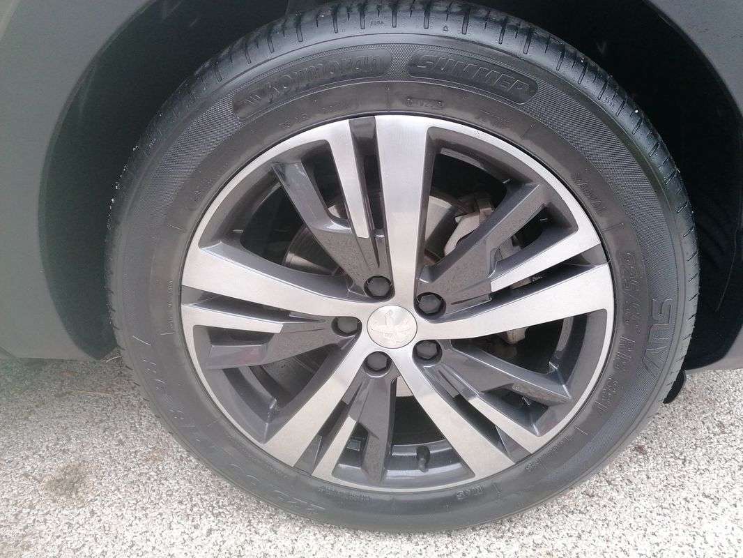 peugeot-3008-2022-diesel-1499cc