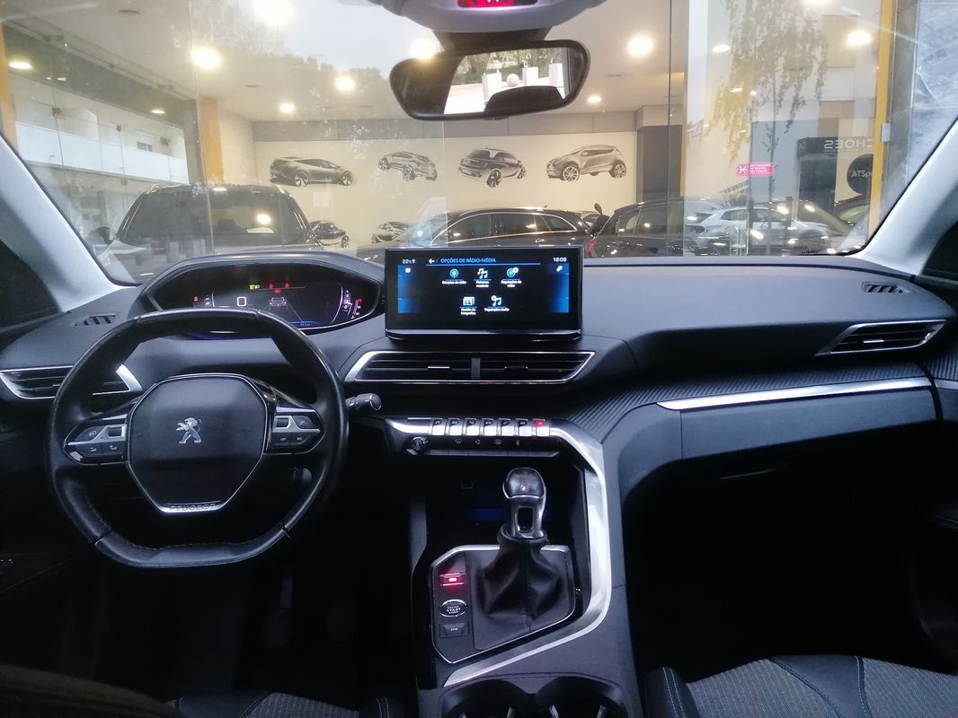 peugeot-3008-2022-diesel-1499cc