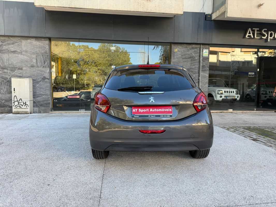peugeot-208-2018-gasolina-1199cc