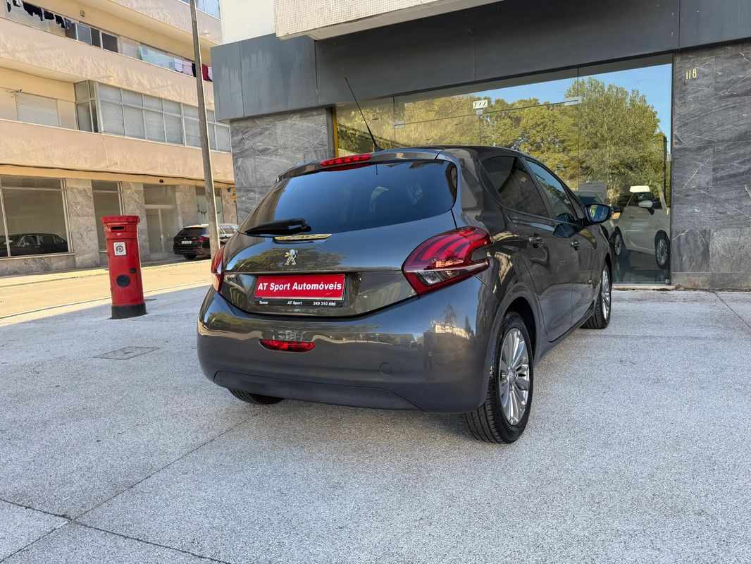 peugeot-208-2018-gasolina-1199cc