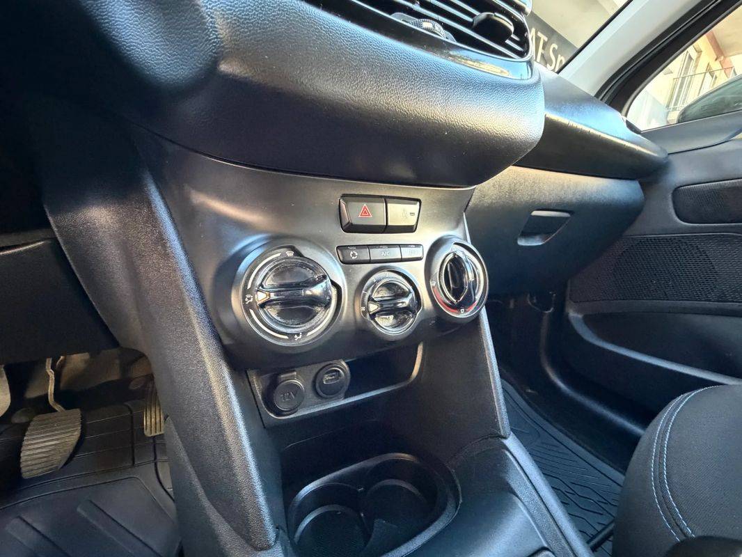 peugeot-208-2018-gasolina-1199cc