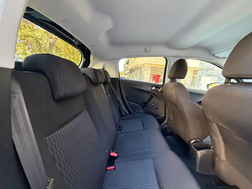 peugeot-208-2018-gasolina-1199cc