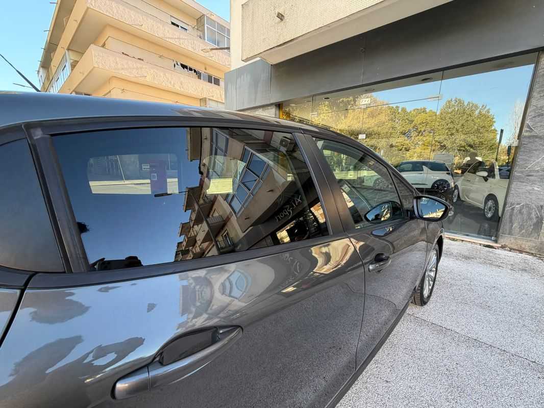 peugeot-208-2018-gasolina-1199cc