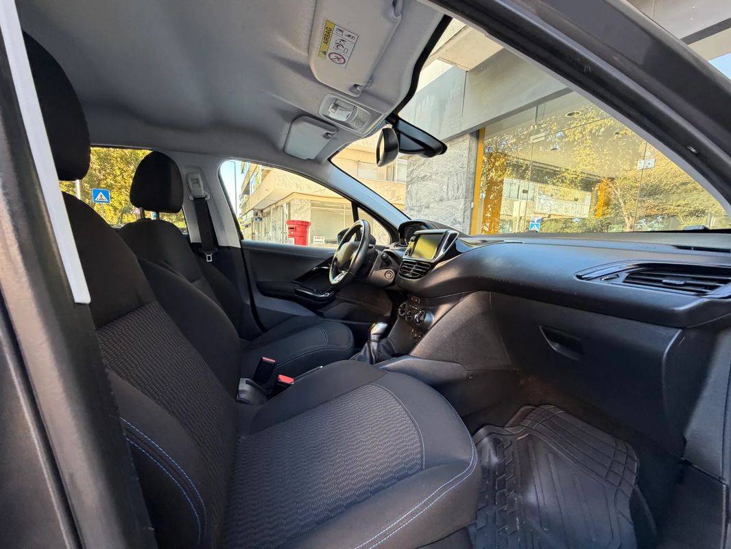 peugeot-208-2018-gasolina-1199cc