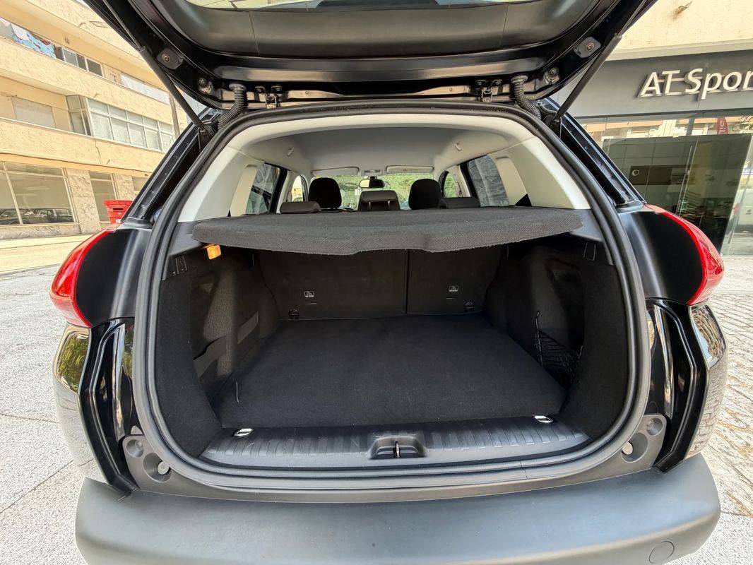 peugeot-2008-2017-diesel-1560cc