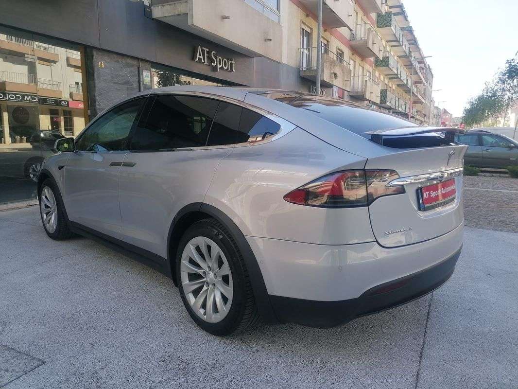 tesla-model-x-2018-eletrico-0cc