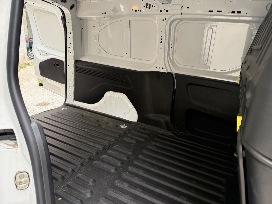 citroen-berlingo-2021-diesel-1499cc