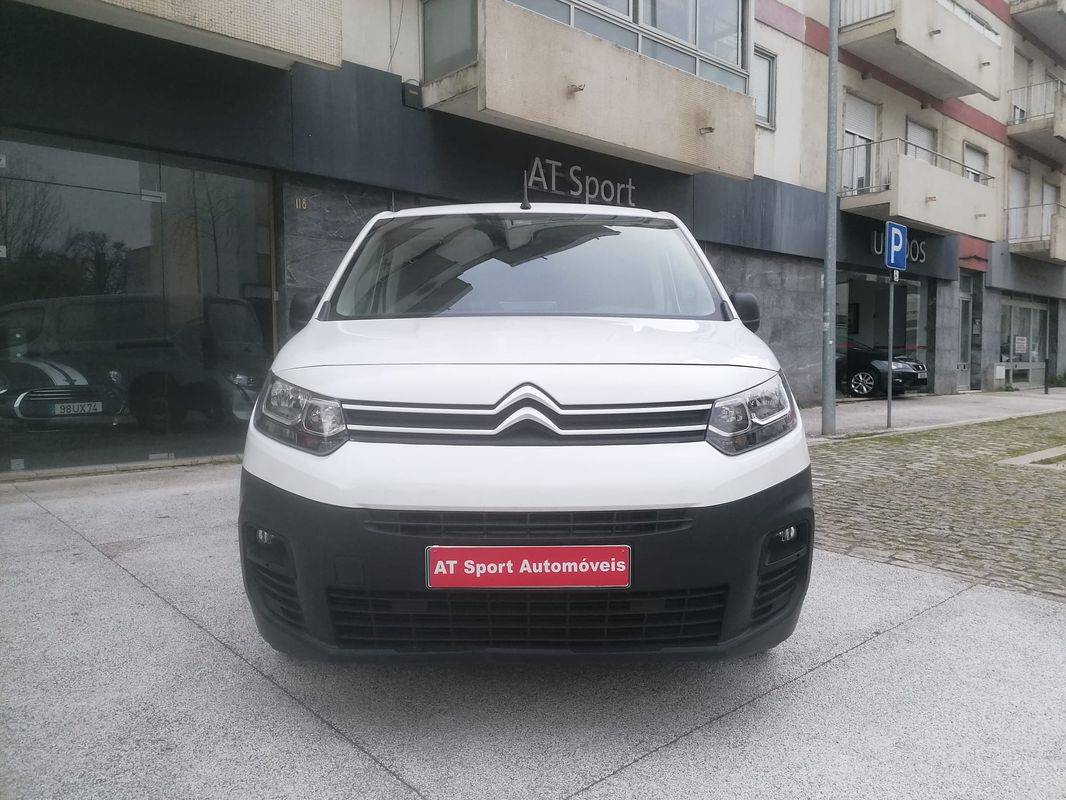 citroen-berlingo-2021-diesel-1499cc