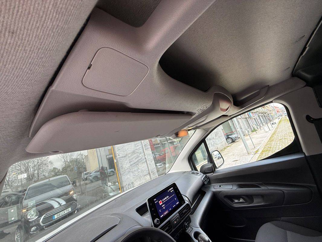 citroen-berlingo-2021-diesel-1499cc