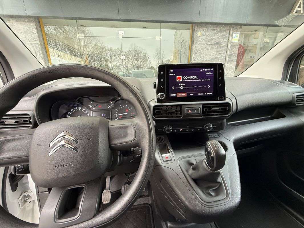 citroen-berlingo-2021-diesel-1499cc