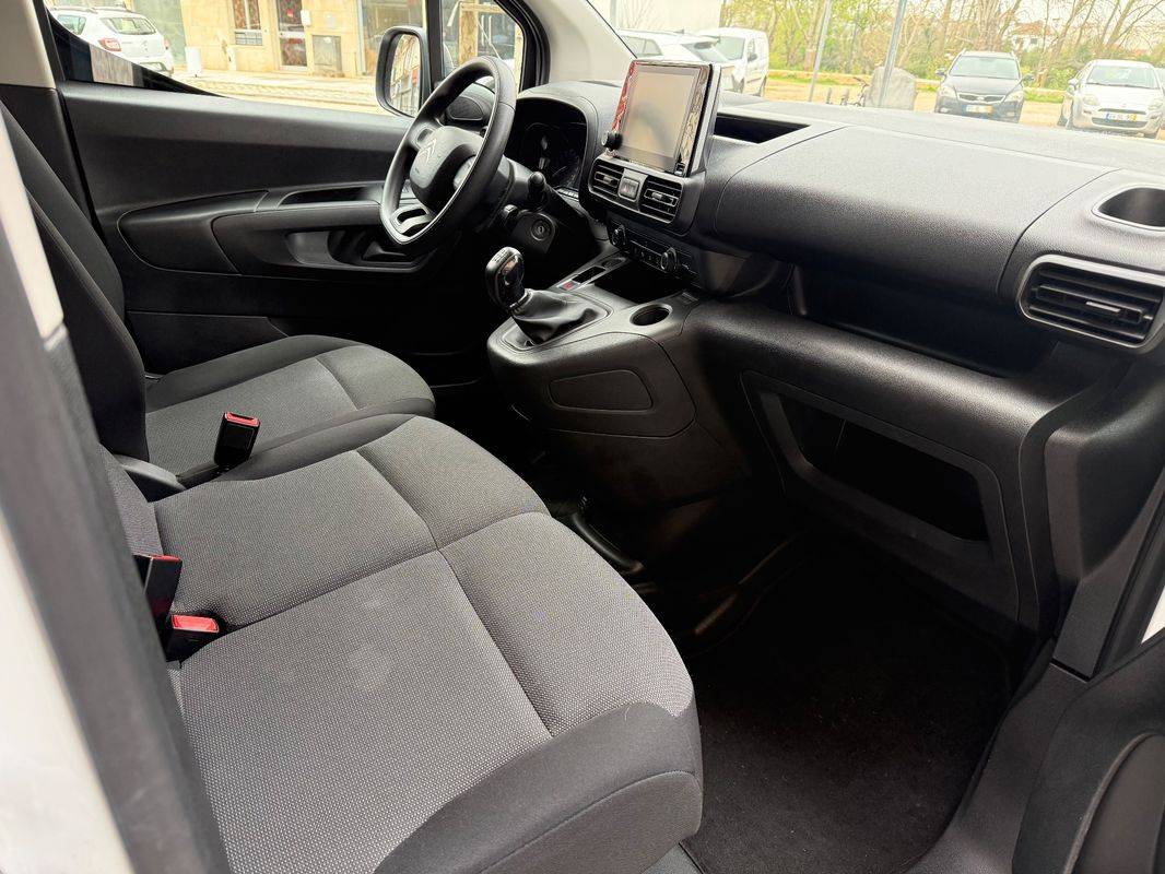 citroen-berlingo-2021-diesel-1499cc