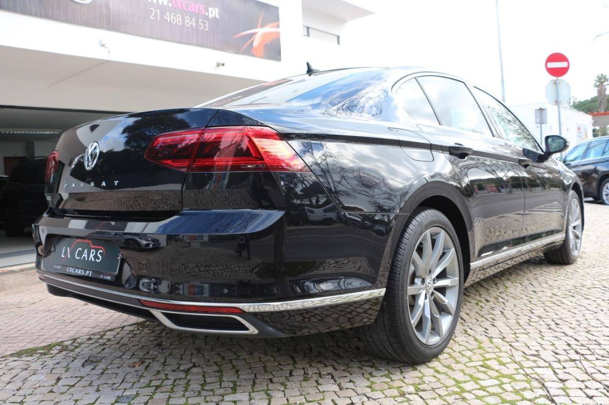 volkswagen-passat-2019-hibrido-1395cc