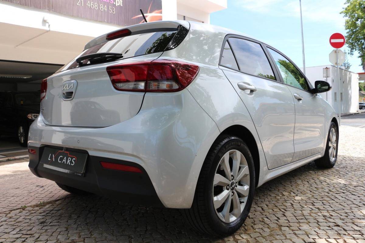 kia-rio-2022-gasolina-998cc