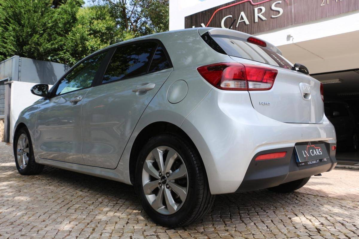 kia-rio-2022-gasolina-998cc