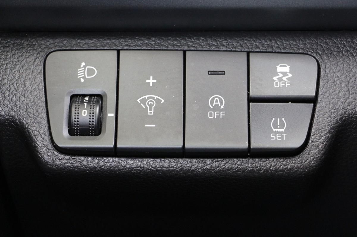 kia-rio-2022-gasolina-998cc
