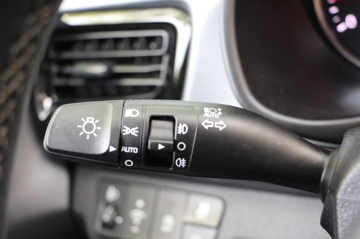 kia-rio-2022-gasolina-998cc
