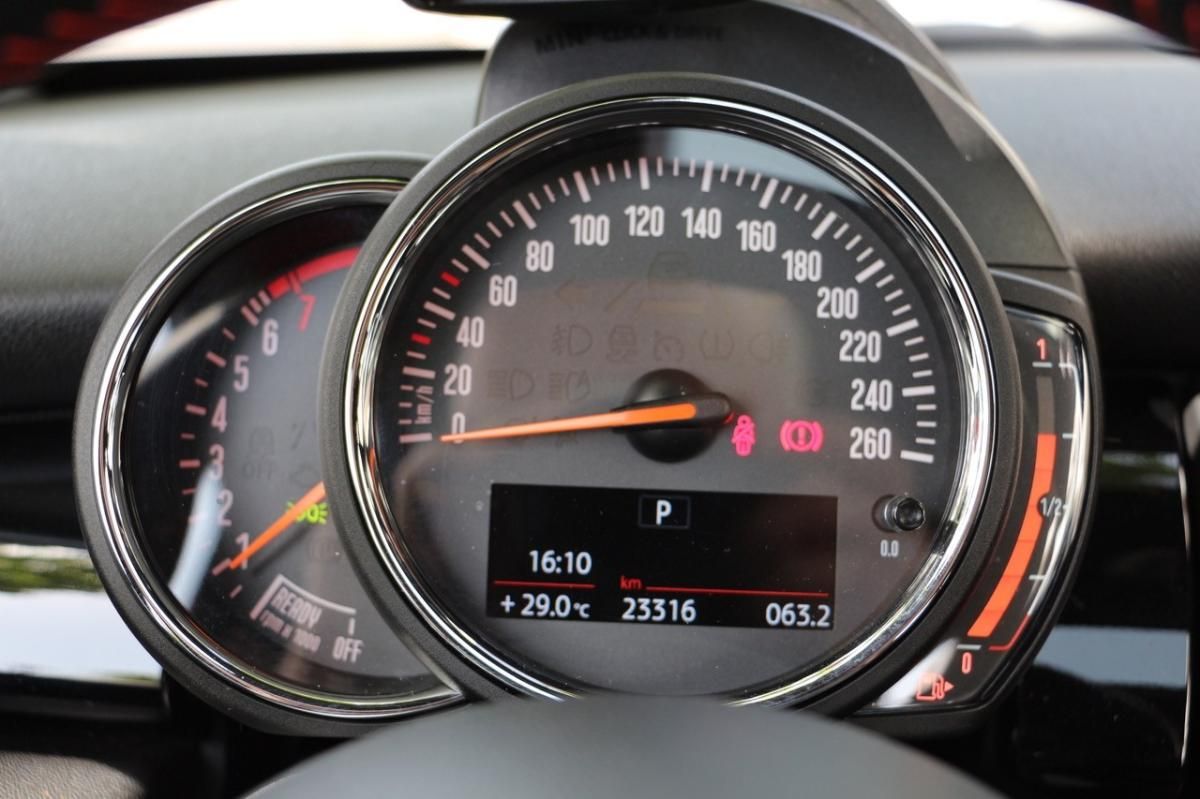mini-cooper-2017-gasolina-1998cc