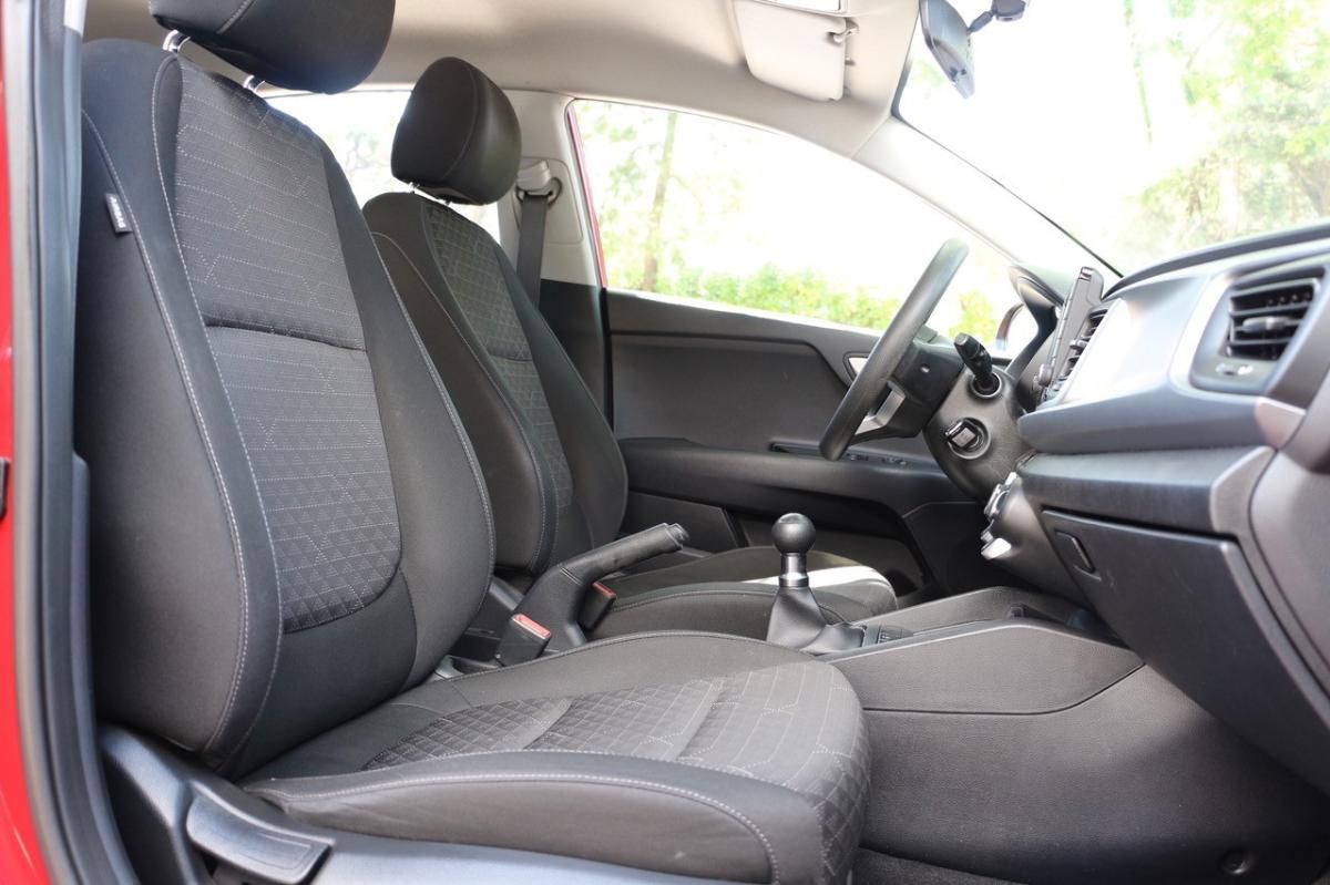 kia-rio-2019-gasolina-1197cc
