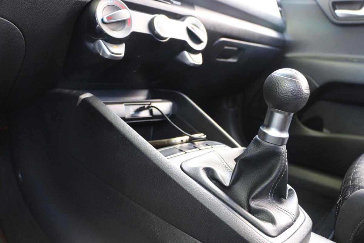 kia-rio-2019-gasolina-1197cc