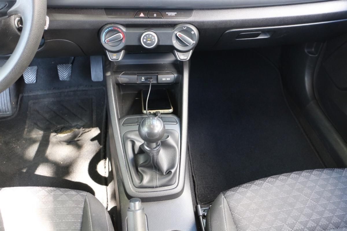 kia-rio-2019-gasolina-1197cc