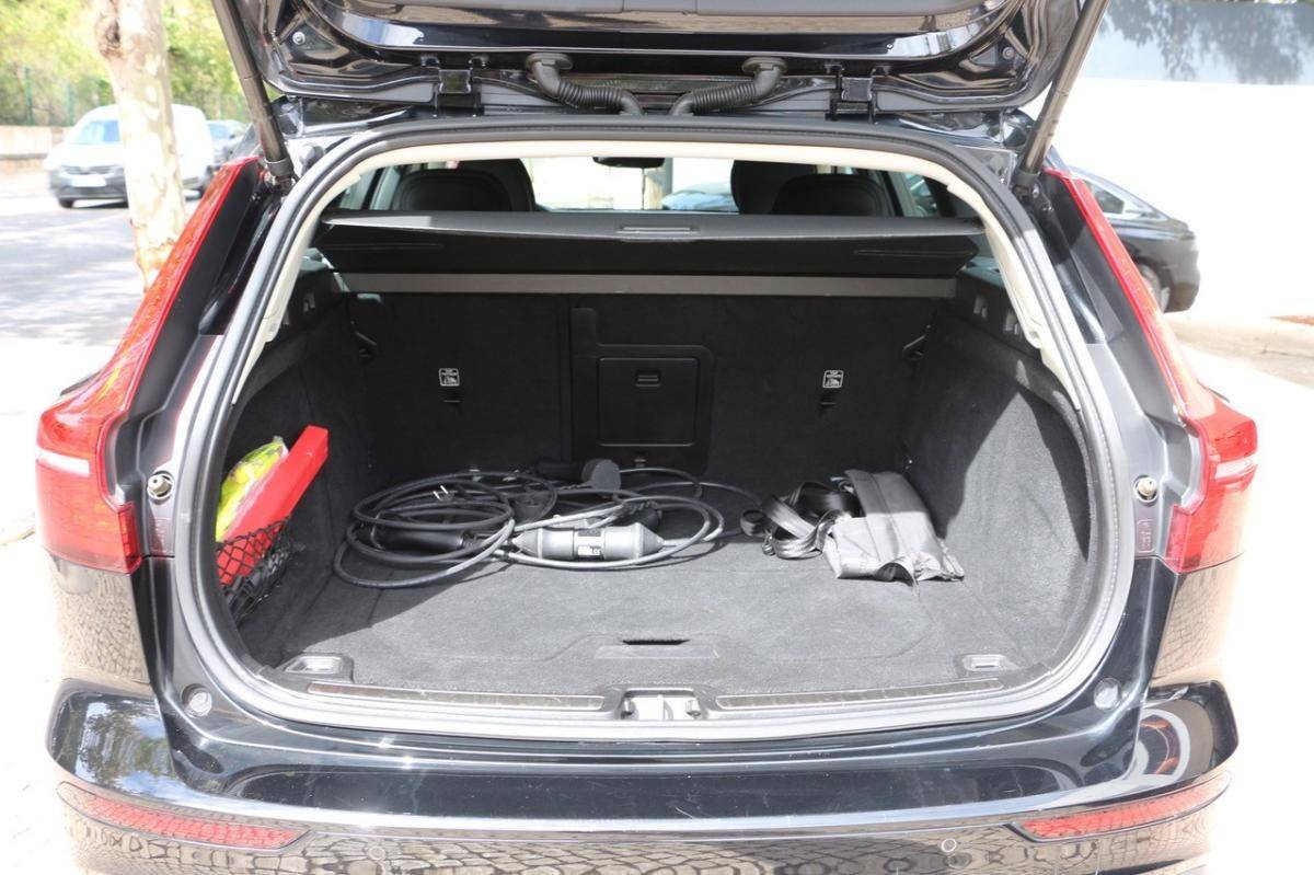 volvo-v60-2021-hibrido-1969cc