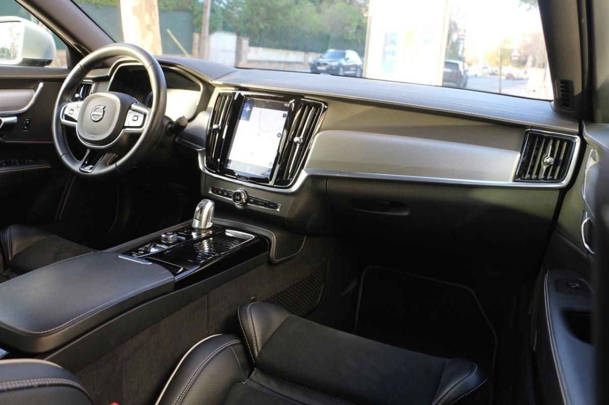 volvo-s90-2019-hibrido-1969cc